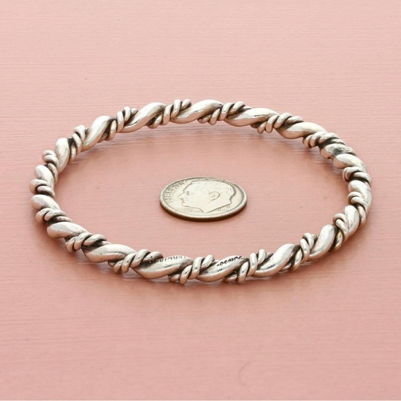 Authentic Navajo Signed Heavy Gauge Sterling Silver Bangle Bracelet - Picture 4 of 8